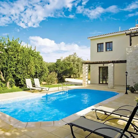 Villa Ay Kryiaki Polis